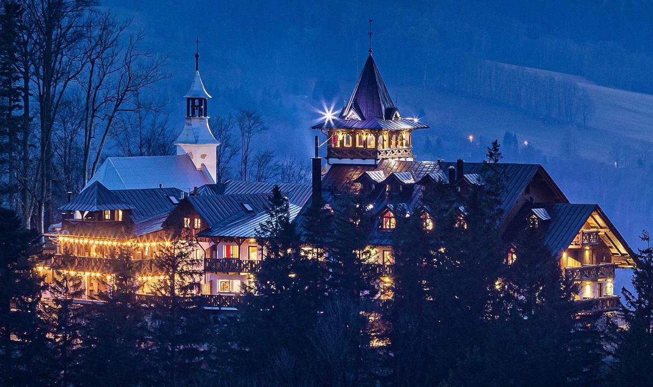 Hotel Krizovy Vrch เยเซนิค ภายนอก รูปภาพ