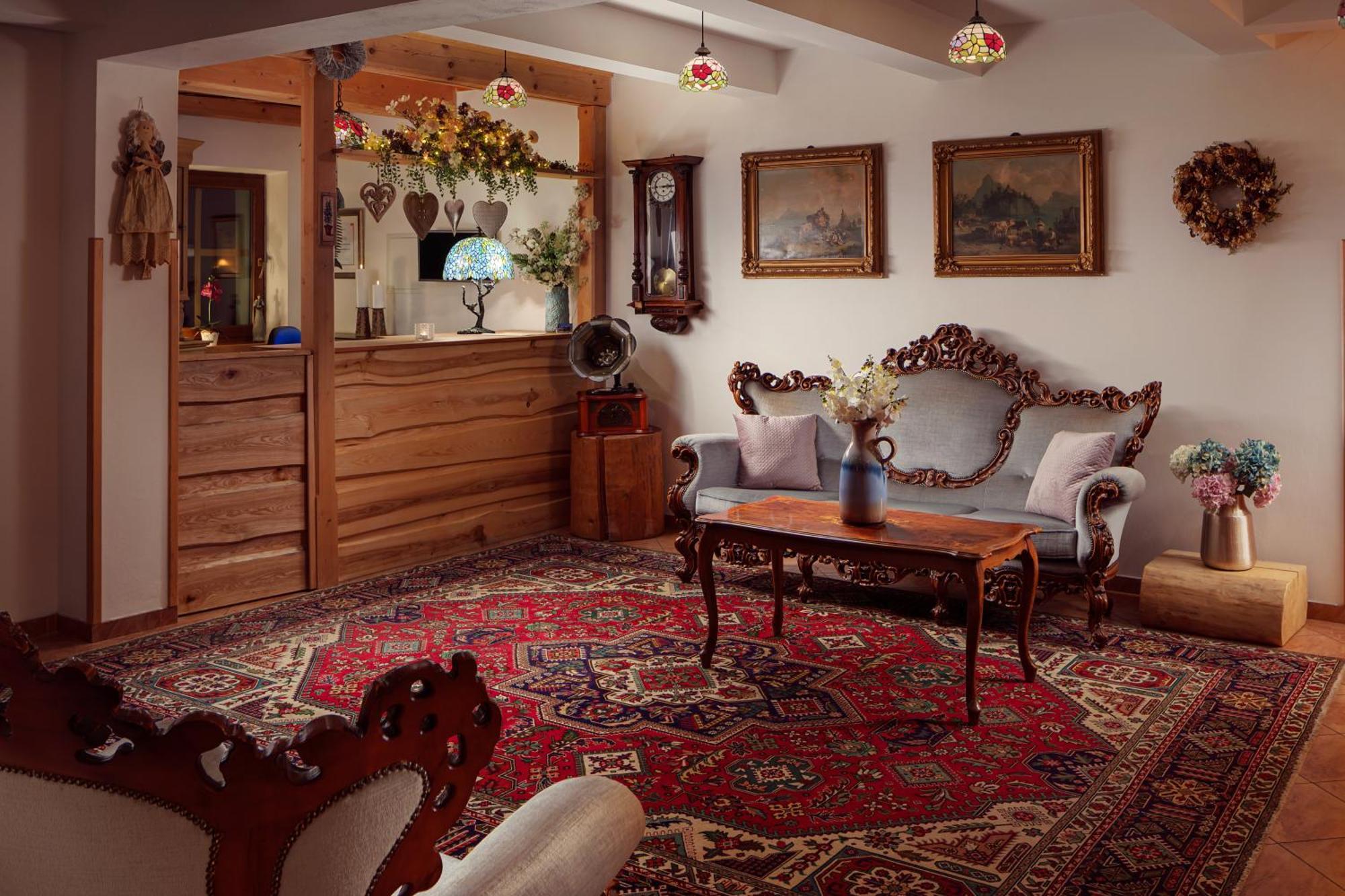 Hotel Krizovy Vrch เยเซนิค ภายนอก รูปภาพ